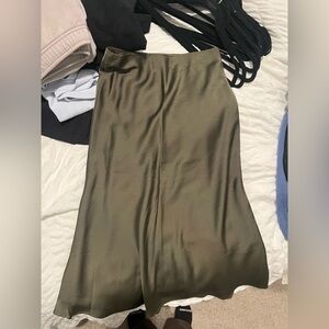 Abercrombie & Fitch Olive Midi Skirt